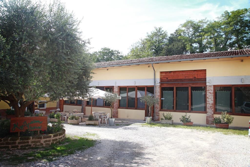 Вилла Agriturismo Licensi Del Bresa Монцамбано Номер фото